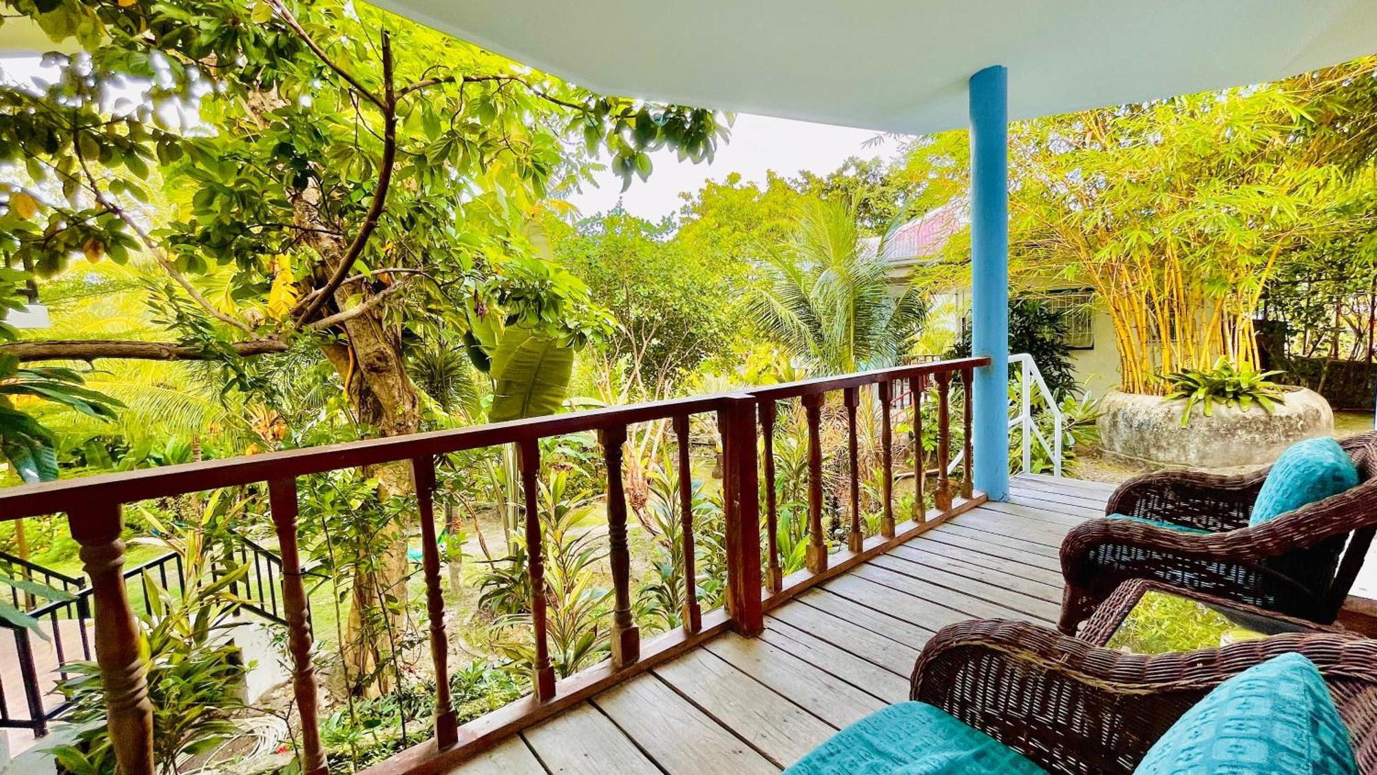 La Concepcion Cove Garden Resort Moalboal Exterior photo